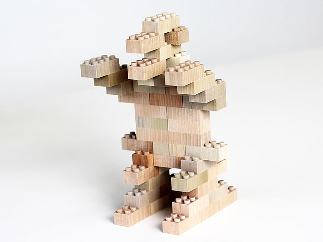 木製ブロック作品　怪獣